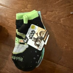 NWT size 2T-4T Star Wars Mandalorian  Safety Socks 6 pack
